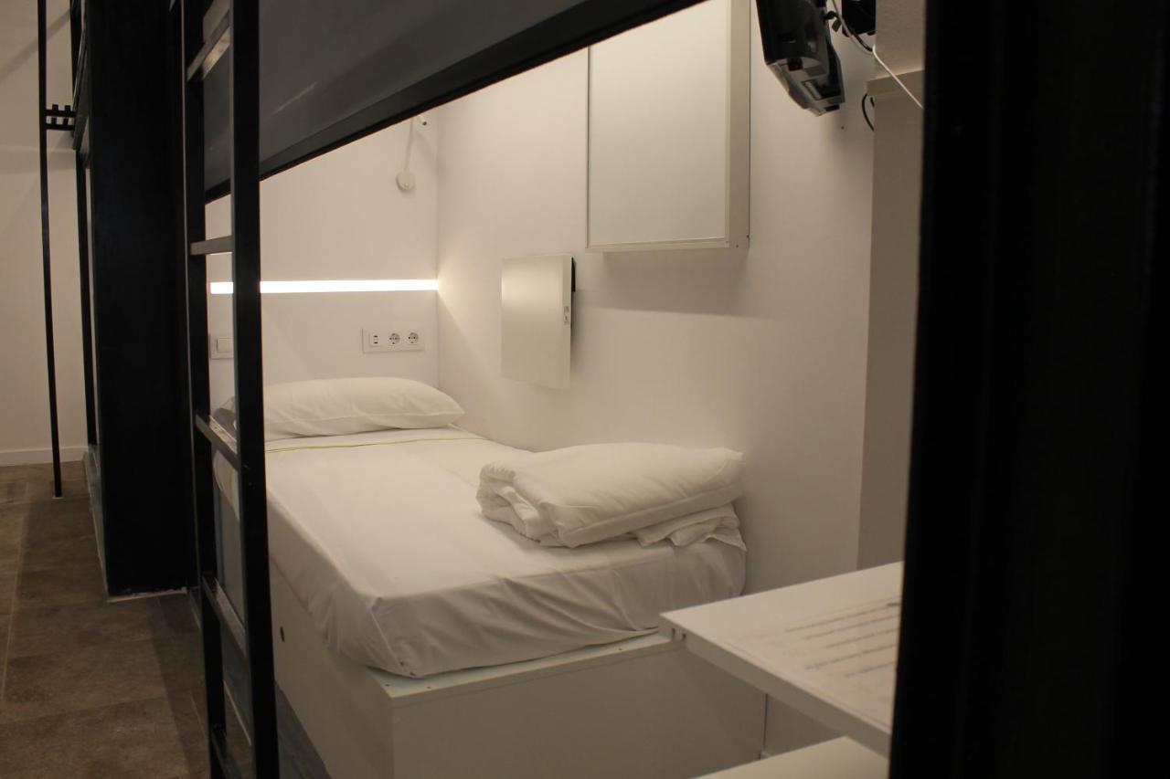 M Pods Malaga Hotel Kültér fotó