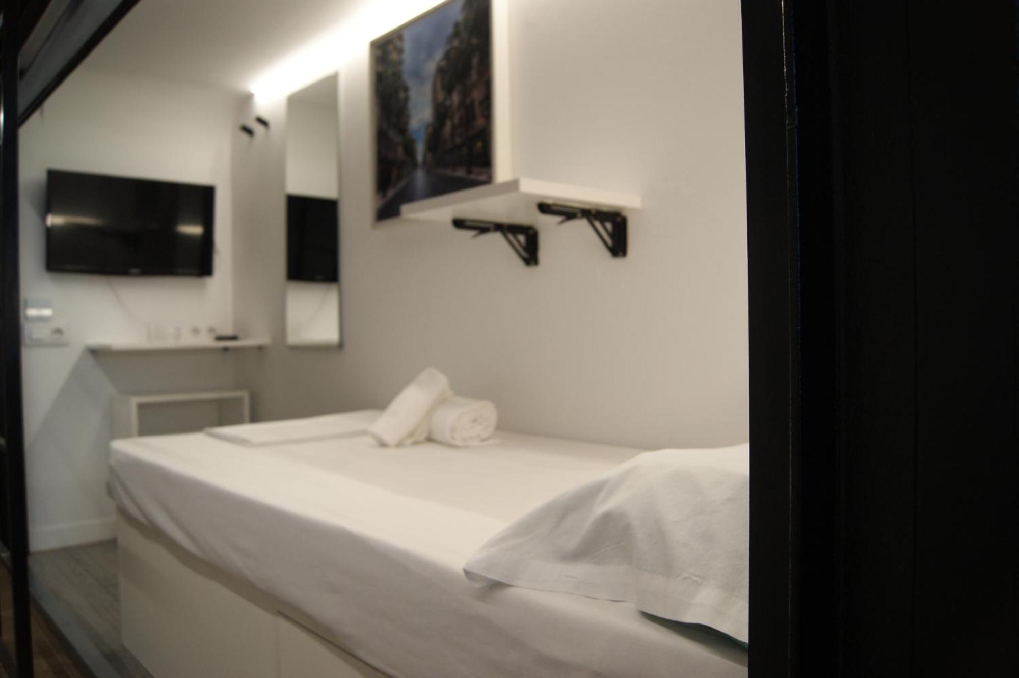 M Pods Malaga Hotel Kültér fotó
